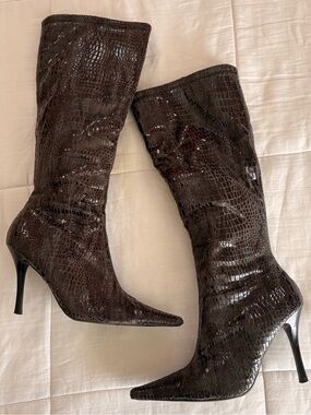 Luichiny snake print Pointed-Toe Knee Boots
